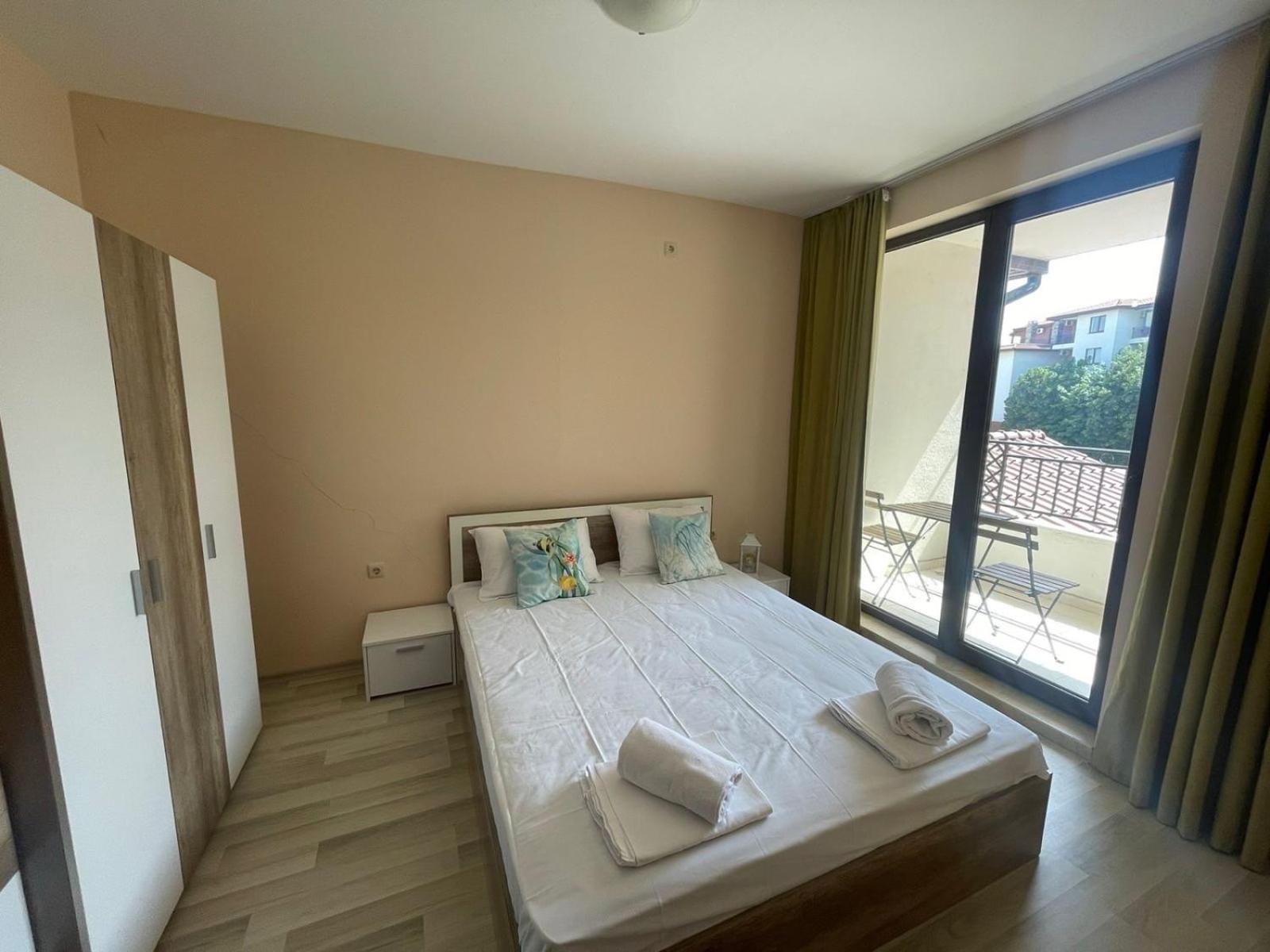 Private Apartments In Apolon Равда Екстер'єр фото